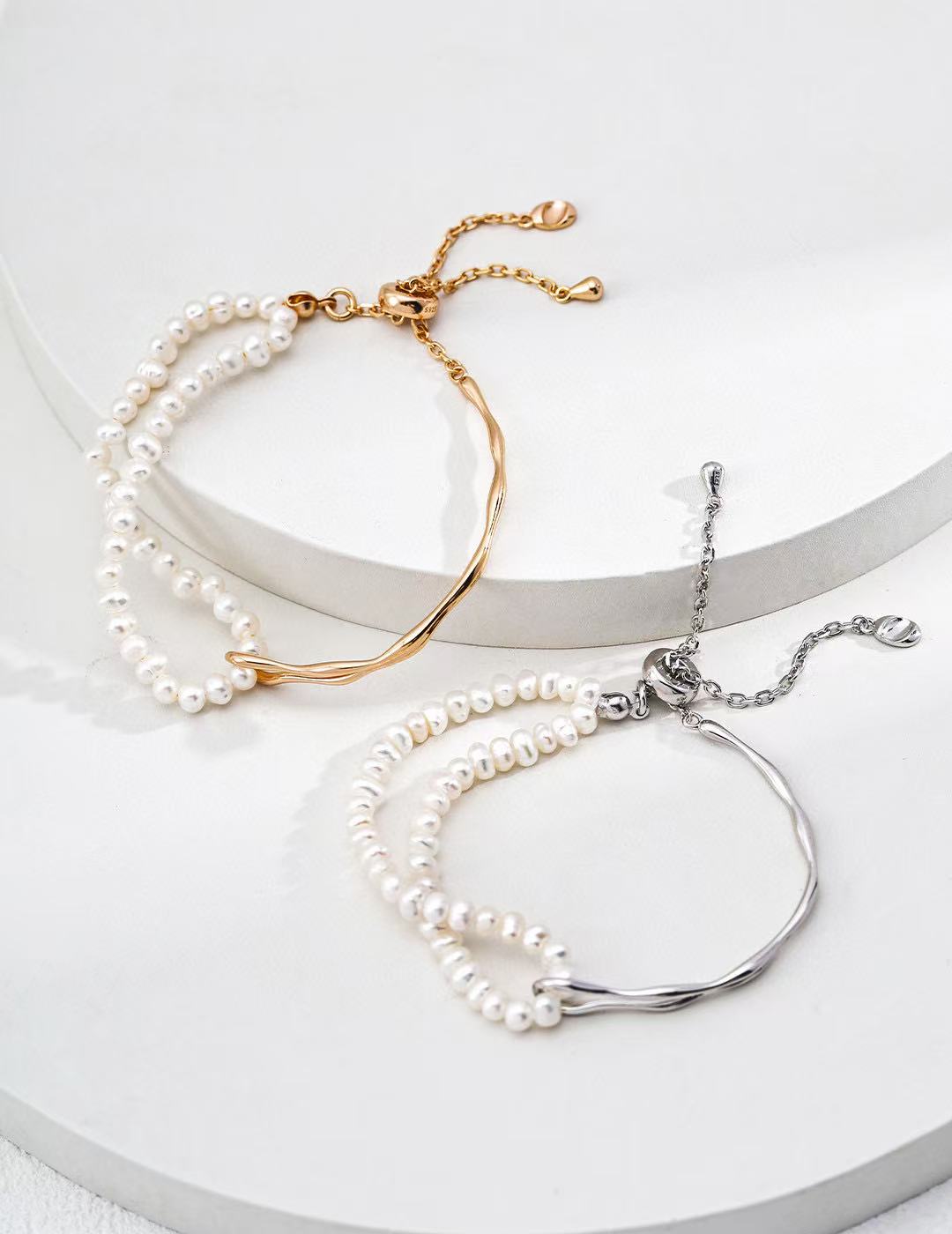 925 Silver Simple Design Pearl Bracelet for Women Trendy Gorgeous Pearl Bracelet Stack Hand Chain Boho Jewelry Anniversary Birthday Gift for Mom /Wife