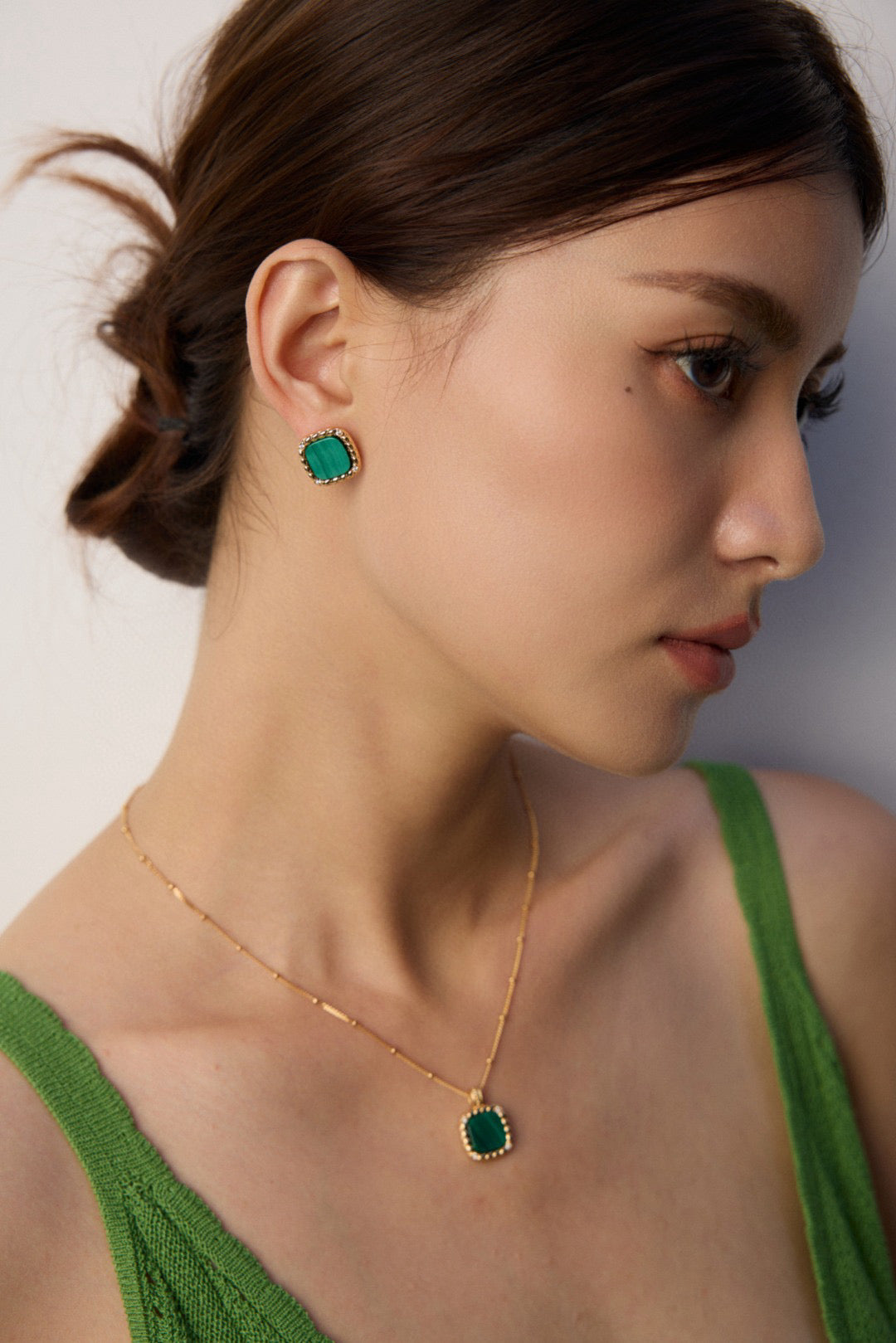 Elegant Malachite Jewelry Set – S925 Silver Necklace & Earrings with Zircon